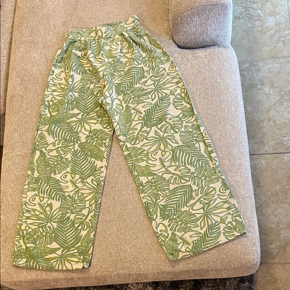 Women’s Wide Leg Tropical Style Pants
